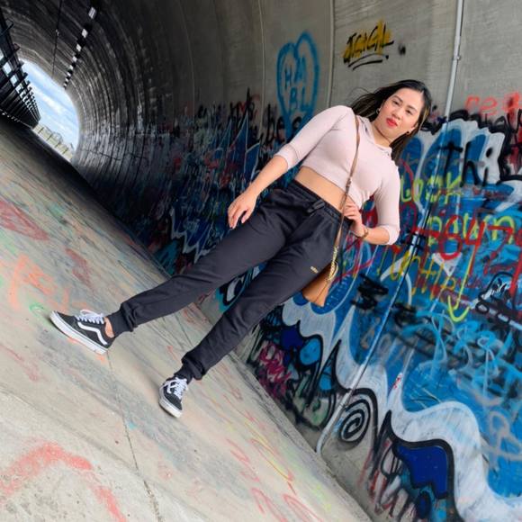 Meet your Posher, Jasmine - Picture 1 of 1